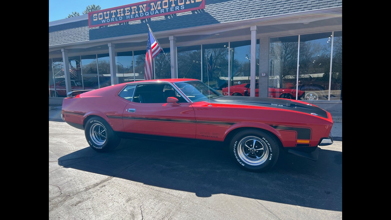 Ford Mustang Boss 351 1971 года выпуска, цена: 72 900,00 долларов.