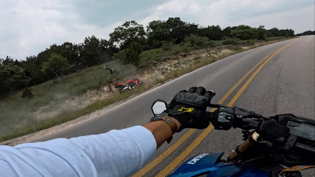 CBR 600 Goes off the Pavement at Lime Creek Rd