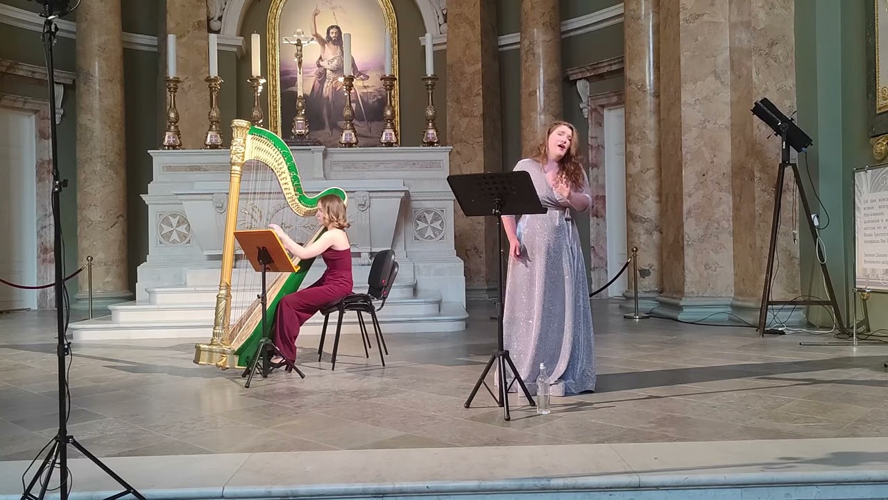 Now we are free (from Gladiator) - Liza Bokova, Tatiana Repnikova harp and voice