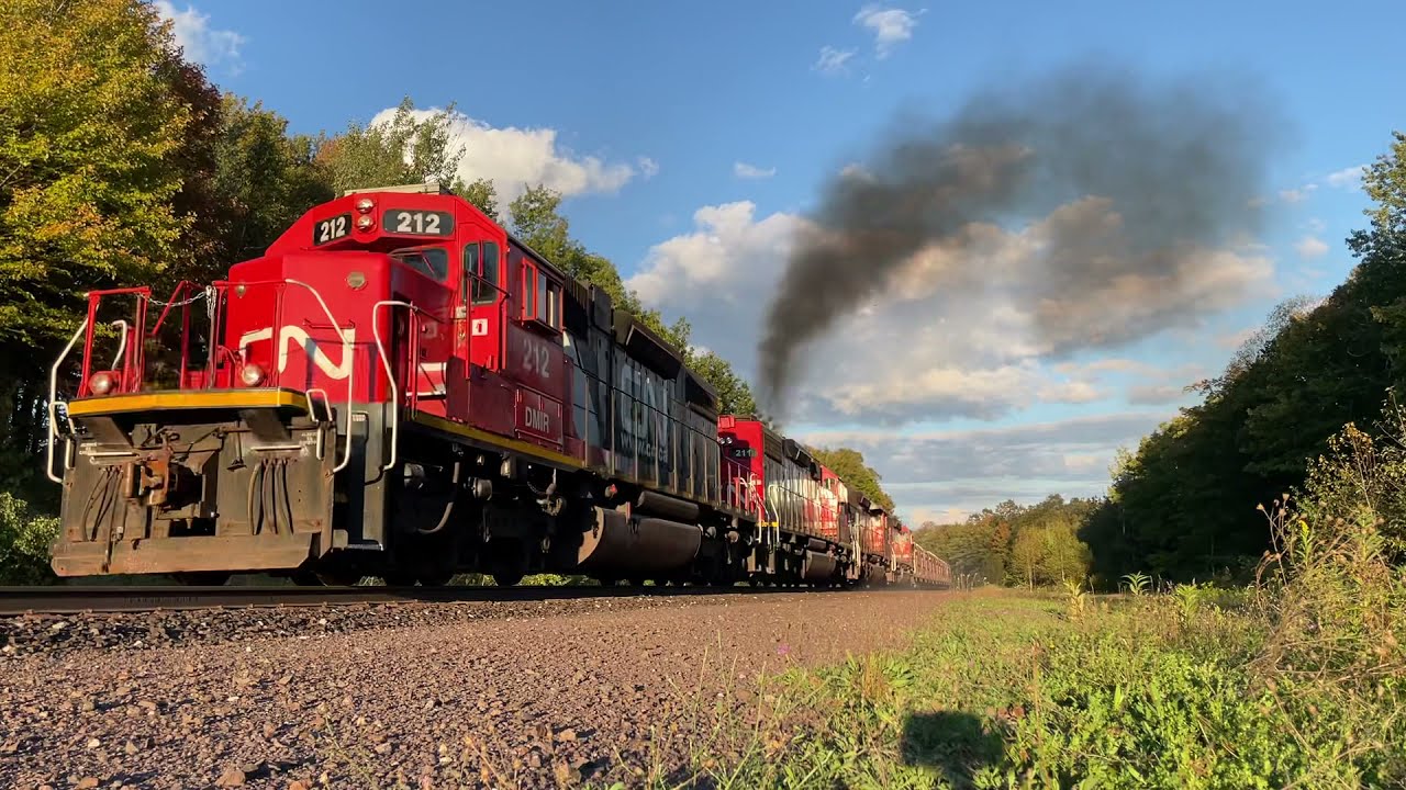DM&IR SD38-2s Return to Proctor Hill