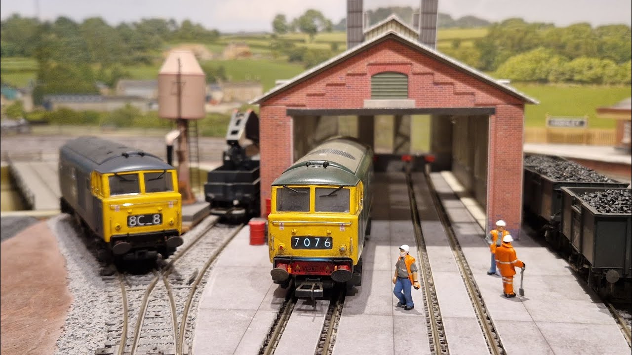 Meet the fleet. Heljan Class 35 Hymek's. Can you find the two TV figures hidden in plain sight!