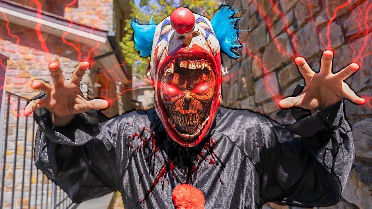 JASON ESTA EN EL CUERPO DE UN PAYASO ASESINO Y VIENE A POR MI !! Makiman