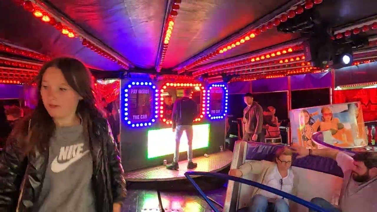 Dunny Tuckers waltzer offride pov @ Platts Common Funfair 07/05/2022