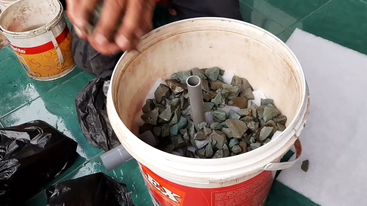 Cara Membuat Filter Air Kolam Koi dari Ember Bekas