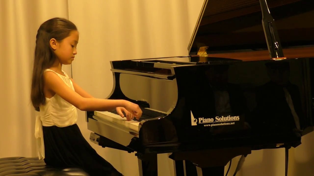 Great Bear Little Bear (Zoo in the Sky) | Jessica Flowers