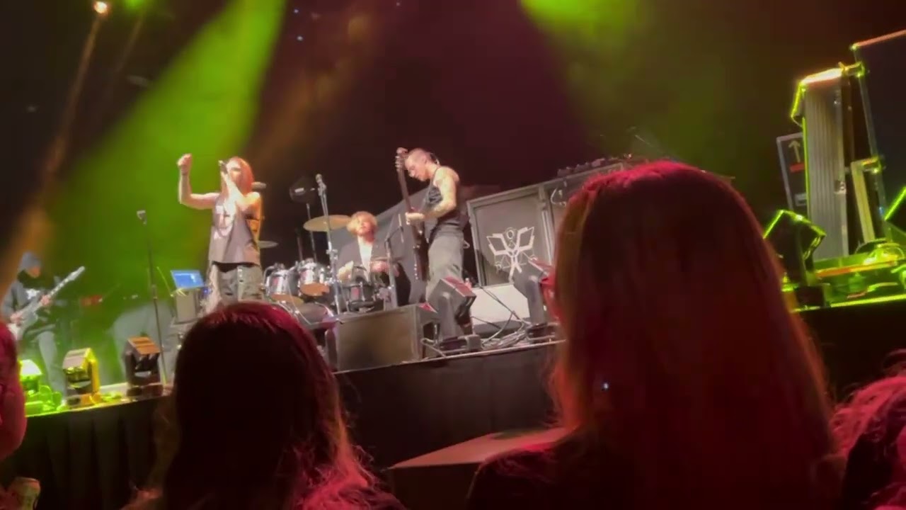 Kami Kehoe – “Fade Out” (Unreleased) Live at Fillmore Auditorium, Denver (Nov 1, 2025)