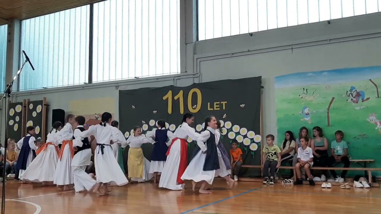 V Krogu obeležili 110 let &scaron;olske zgradbe