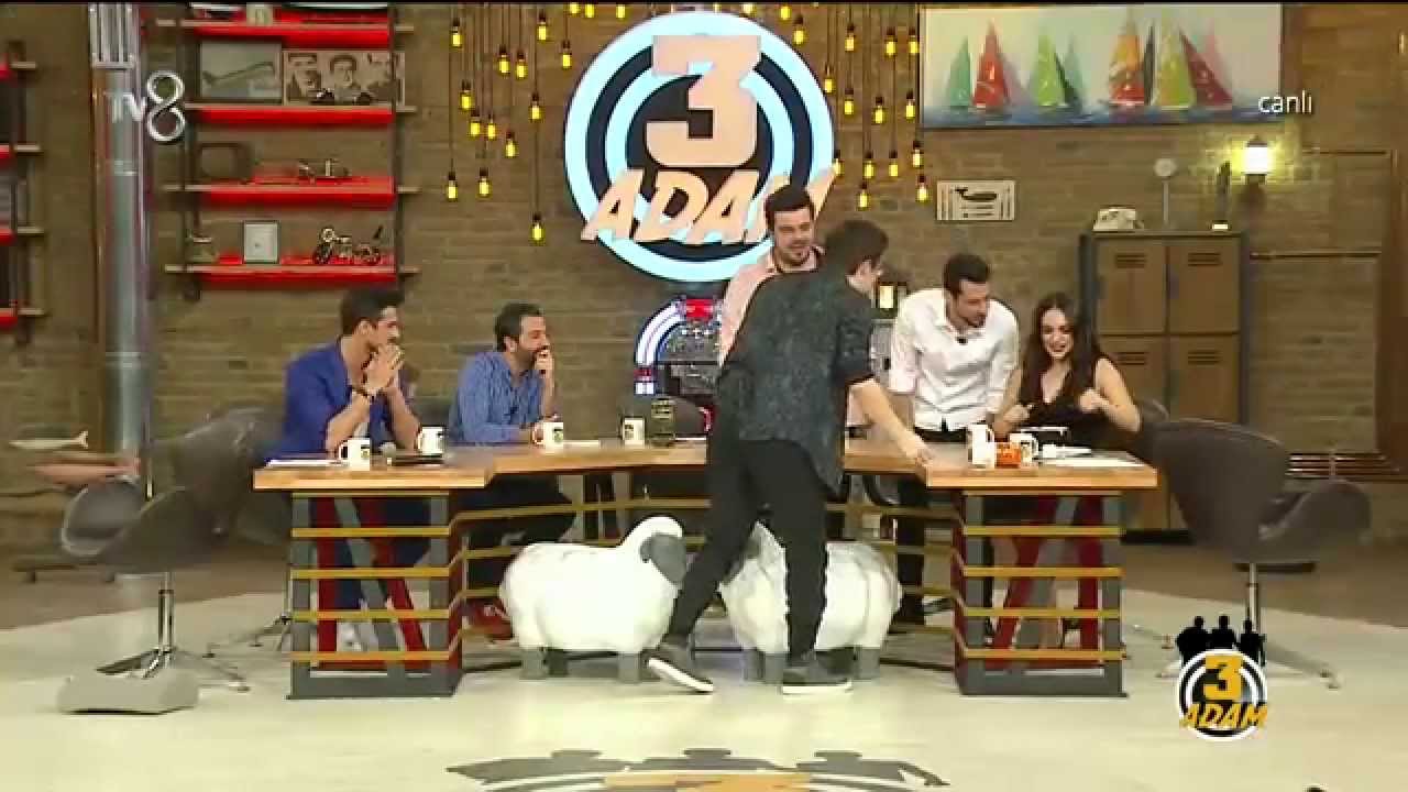 3 Adam - Stüdyoda Ezgi Mola'ya Doğum Günü Sürprizi (2.Sezon 23.Bölüm)