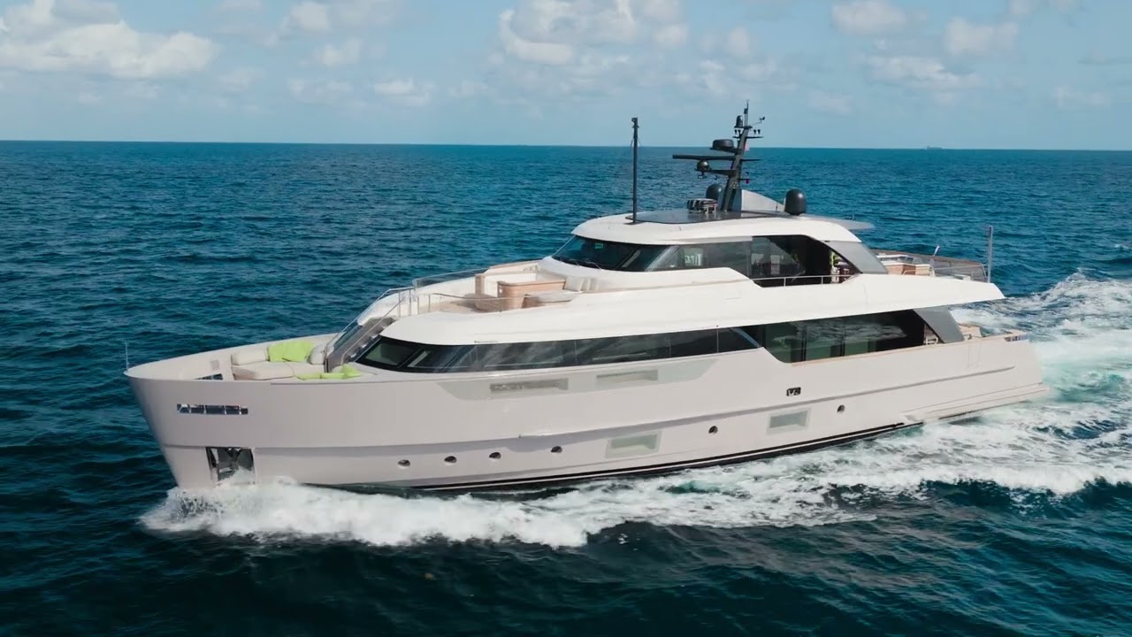 96' Sanlorenzo SD96 M/Y Pearl (2022) Superyacht for Sale in Miami.