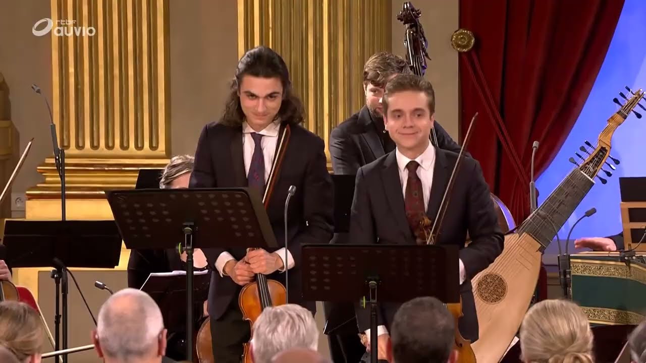 Vivaldi - Concerto for 2 Violins in A minor, RV 522