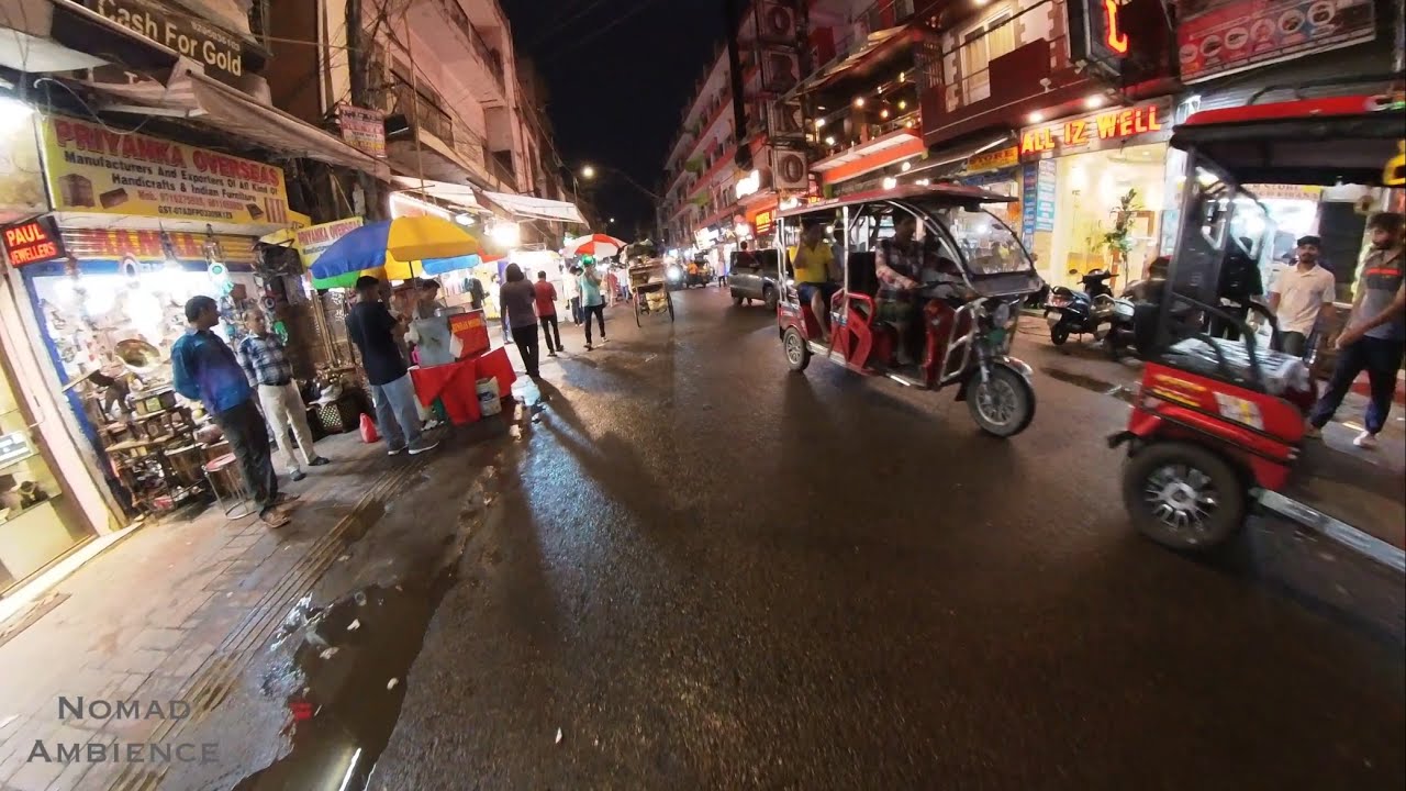 🛍️ Exploring Paharganj Market | The Heart of Old Delhi’s Backpacker Hub 🇮🇳 | Nomad Ambience