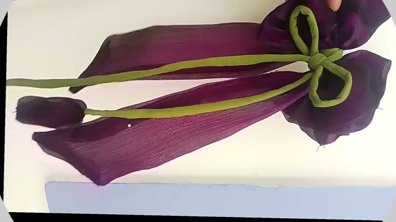 Create your own stunning long tail hair Bwo with tulip flower!