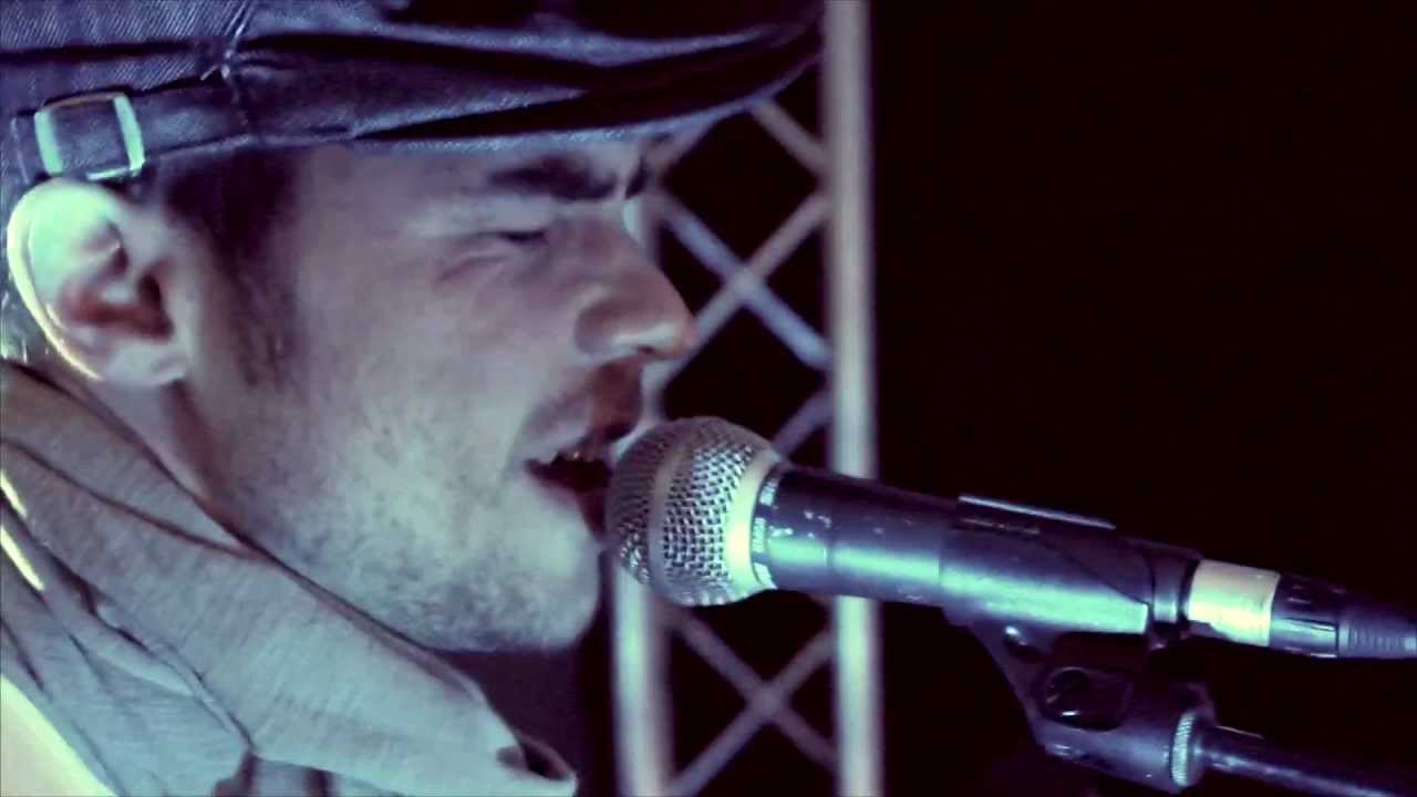 WAITING FOR MARS - A LONG WAY (Live)