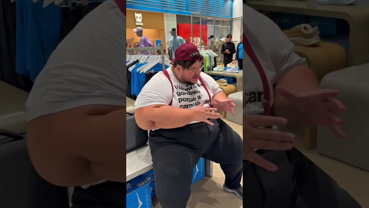 Acompanhe um super obeso de 220KG escolhendo um t&ecirc;nis no shopping! #emagrecimento #obesidade #treino