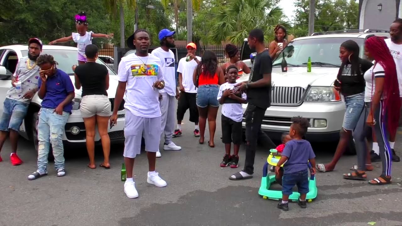 WALK THRU - RopegangTwan Prod. @trapbluezbari813 (official visual)