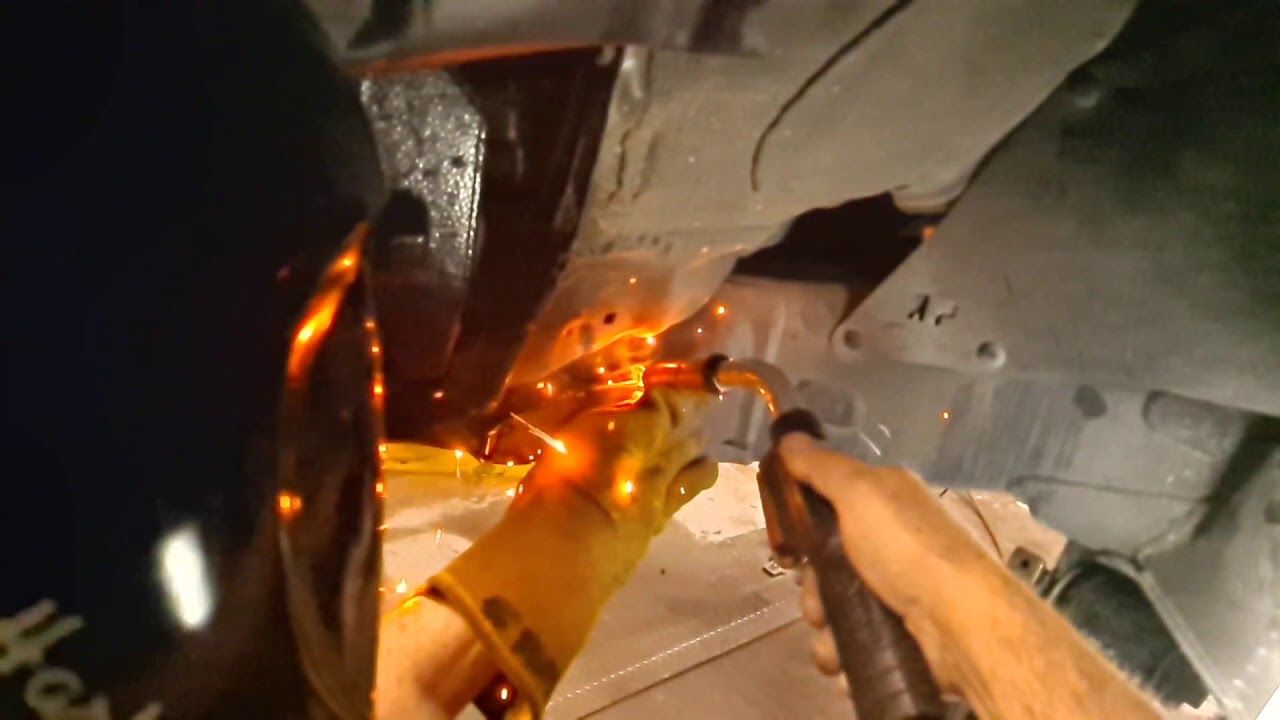 Welding in plates for Tacoma frame cut after Camburg Controls arm and Lift for 33's