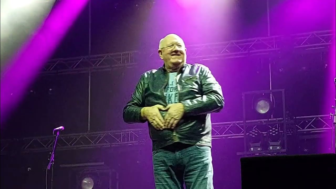 Henk Wijngaard - Ik Moet Nog Wat Jaren Mee | Warkende Helden Live 2024