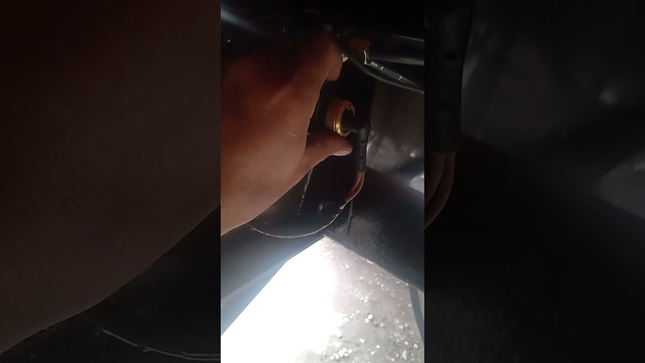 INSTALEI O SUSPENSOR ELETROPNEUMÁTICO /IMPLEMENTO CARRETA