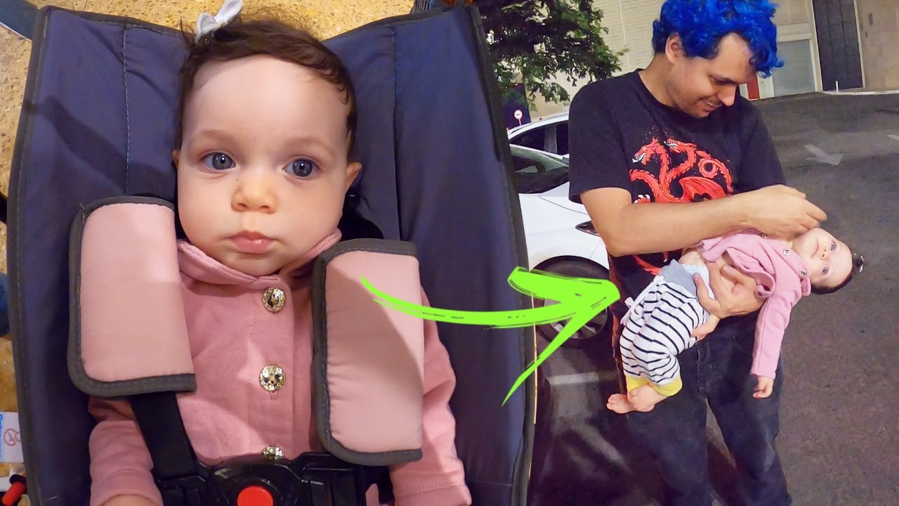 NOSSA BEBÊ VOMITOU MUITO ASSIM QUE CHEGOU NO SHOPPING!