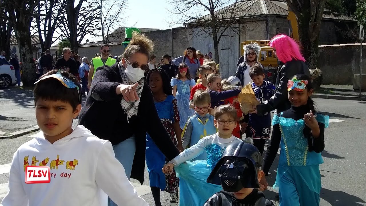 Luçon. 300 enfants de la Sainte-Famille défilent pour le carnaval