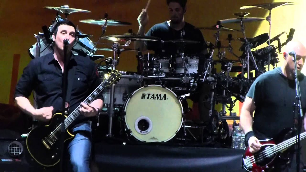 “So Cold & Lead Singer Yells At Fight in Crowd” Breaking Benjamin@Camden, NJ 5/16/15