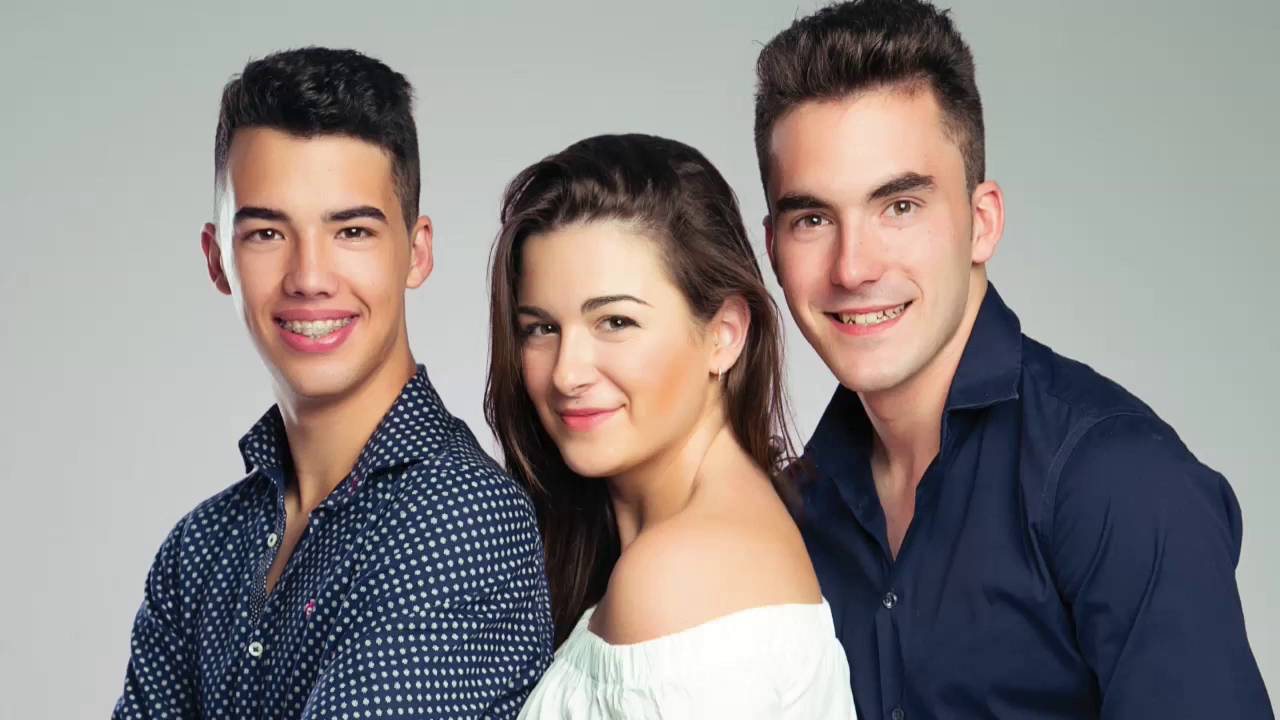 PRESENTACIÓ REGINA DE FESTES I LA SEUA CORT D'HONOR 2016