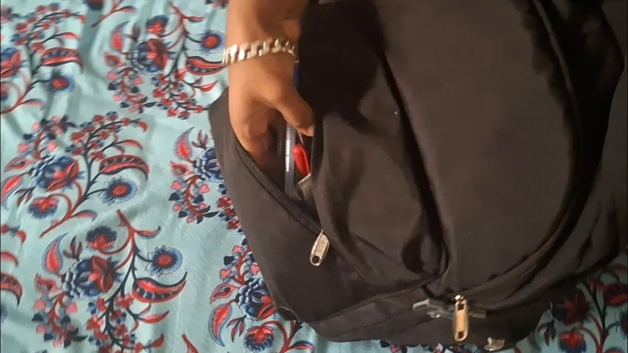 Usne bag Mein kachra Kyon bhar kar rakha hai?🥲