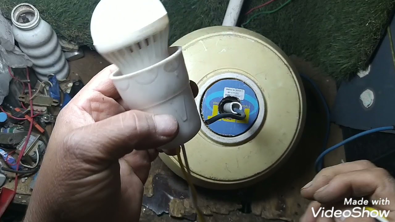 إضافة لمبه فى مروحة سقف/Add a bulb in a ceiling fan