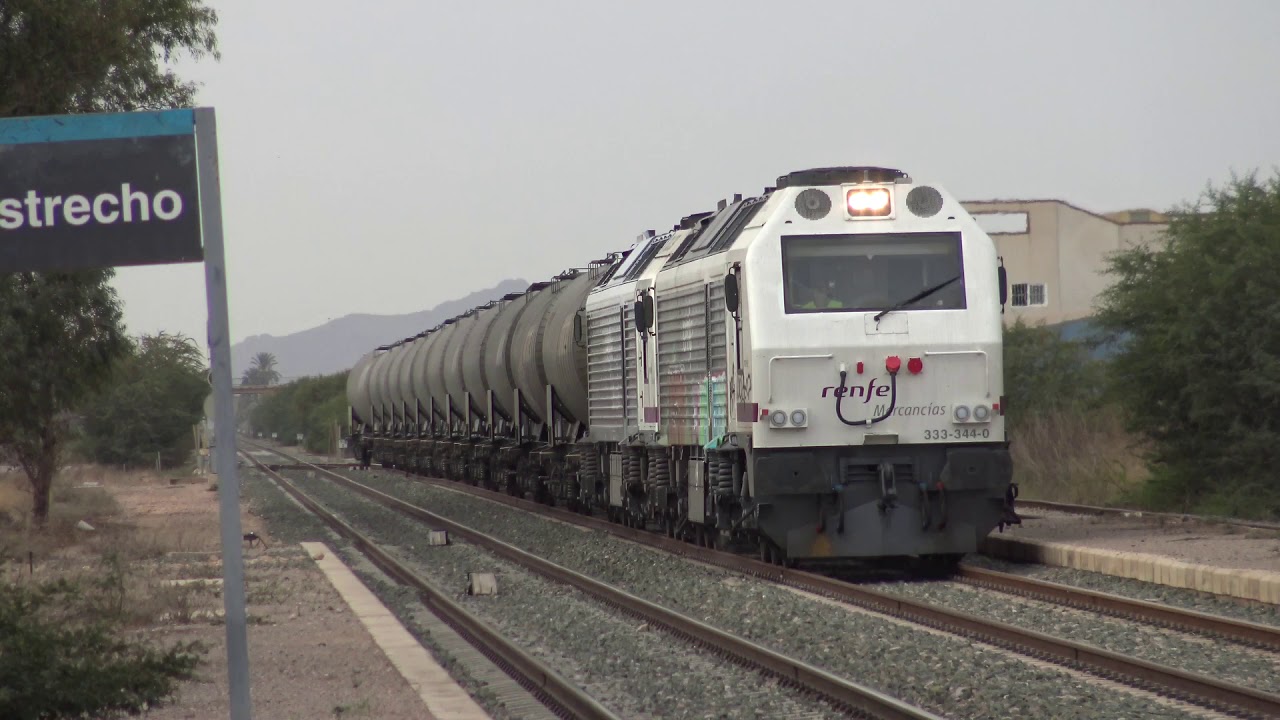 Trenes por La estación de La Palma - Pozo Estrecho, (Noviembre de 2020).