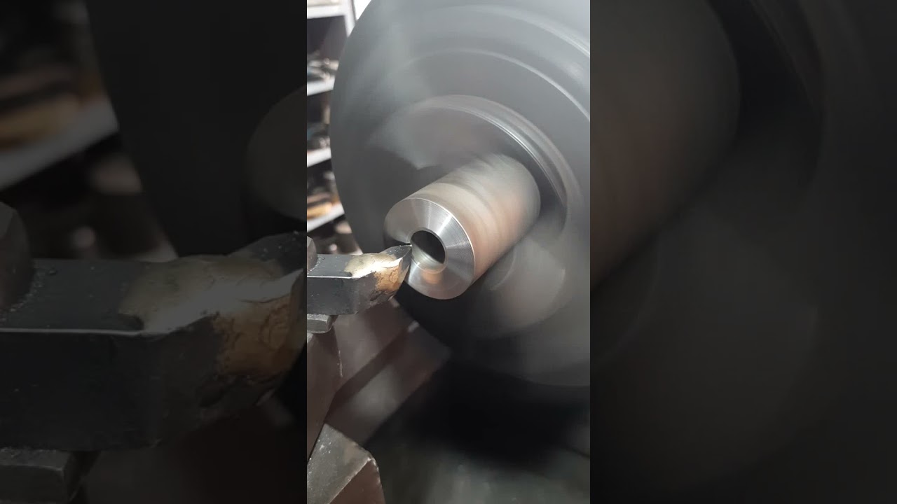dressage une piece cylindrique sur un tour