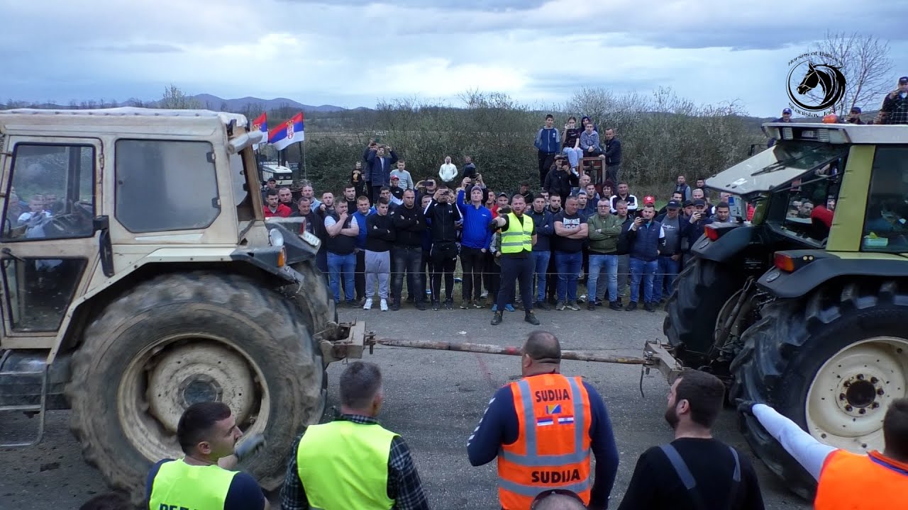 - OPASNO NAVLAČENJE TRAKTORA NA OSMOJ SRBAČKOJ TRAKTORIJADI -2025