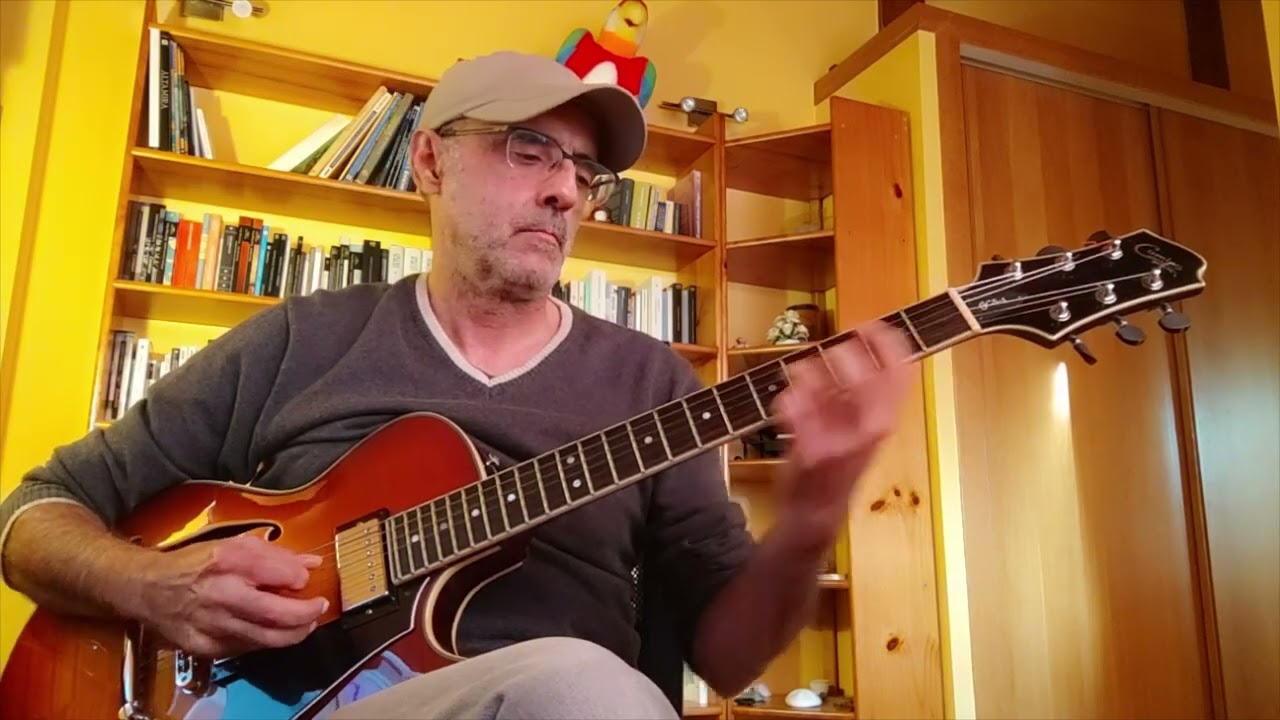 Round Midnight (Thelonious Monk). Solo Jazz guitar.