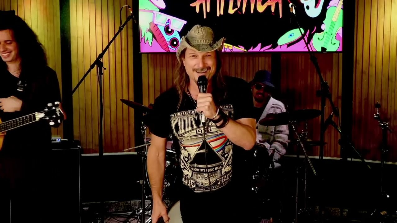 Rafael Bittencourt indica a nova música de Neno Fernando (Sonhos)