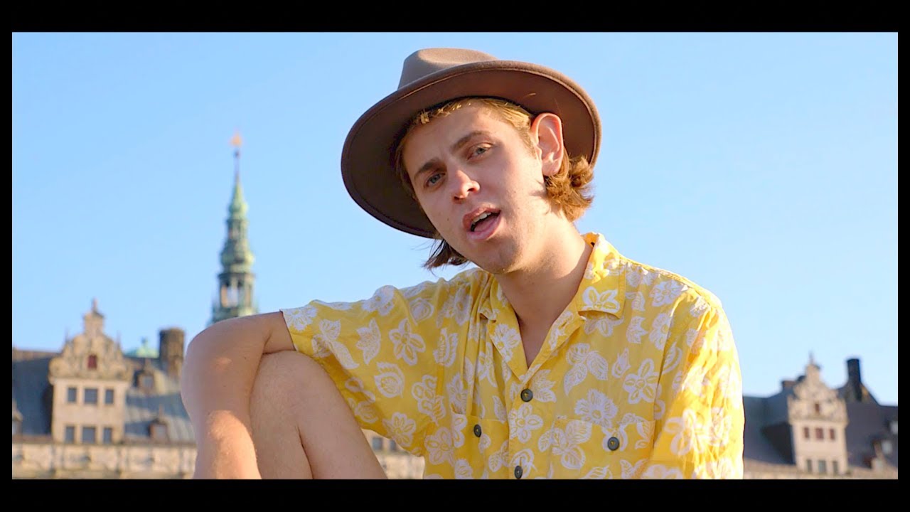 Albert Dyrlund - Venner For Livet [Official Video]