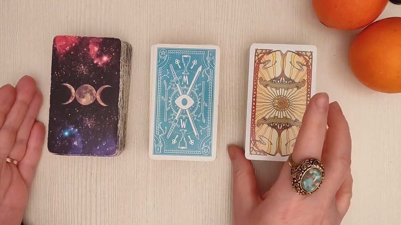 Τι θέλει να σου πει? 🌸 Pick a Card 🌸