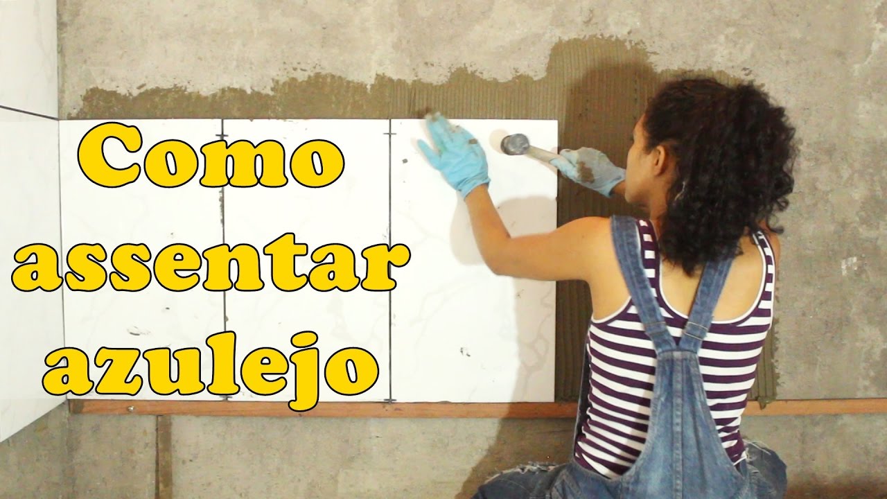 Como assentar azulejo em banheiro - com Paloma Cipriano