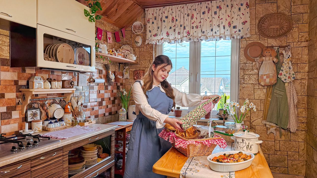 Искусство простой жизни | Встречая уютную весну в деревне | Cottagecore готовка и шитьё