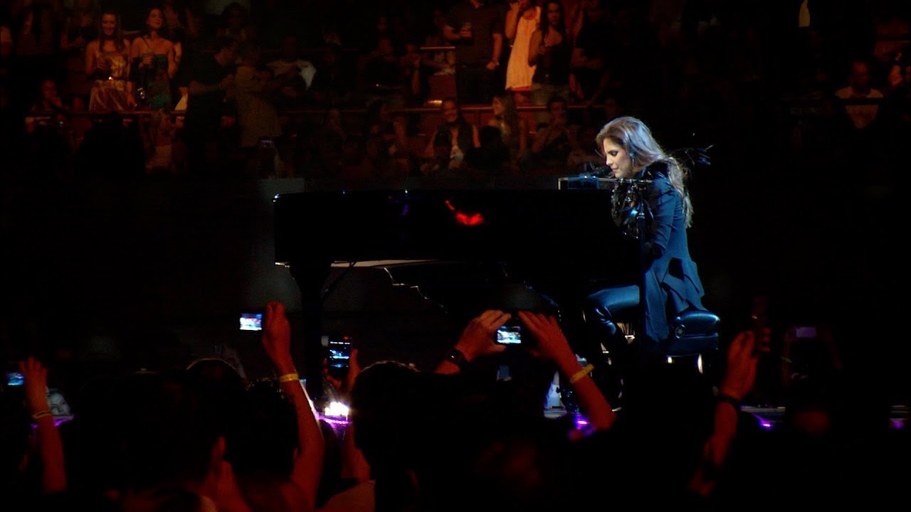 Easy - Ivete Sangalo Ao Vivo No Madison Square Garden - HD