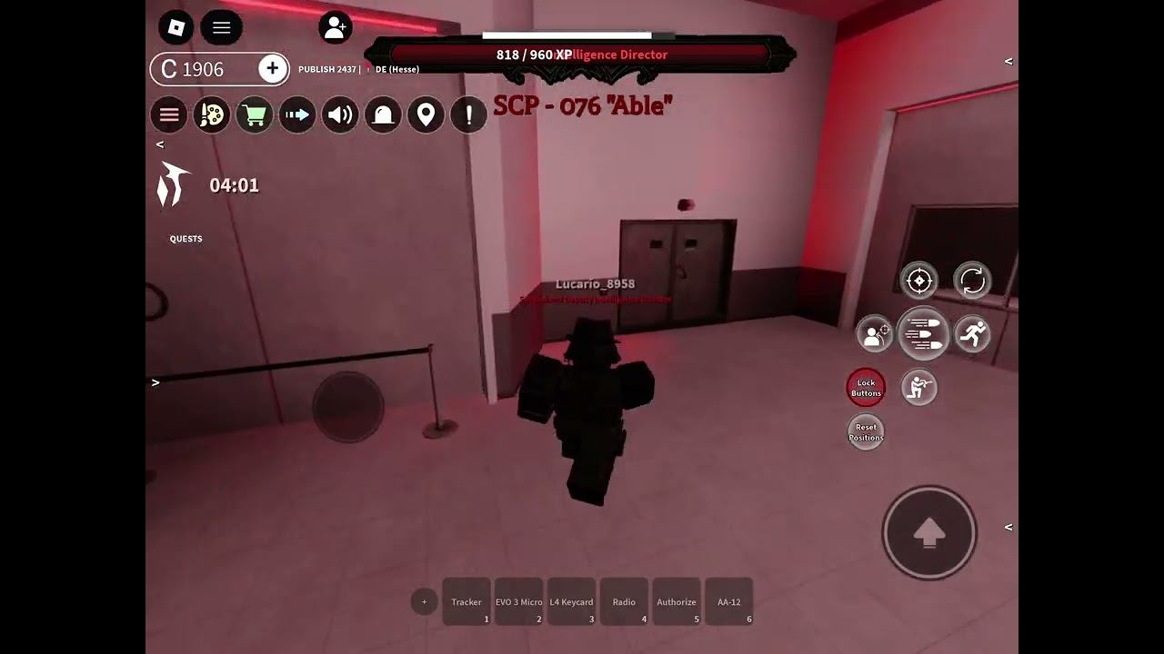 Im playing scp roleplay !!  (1 076 breach ) !!!!