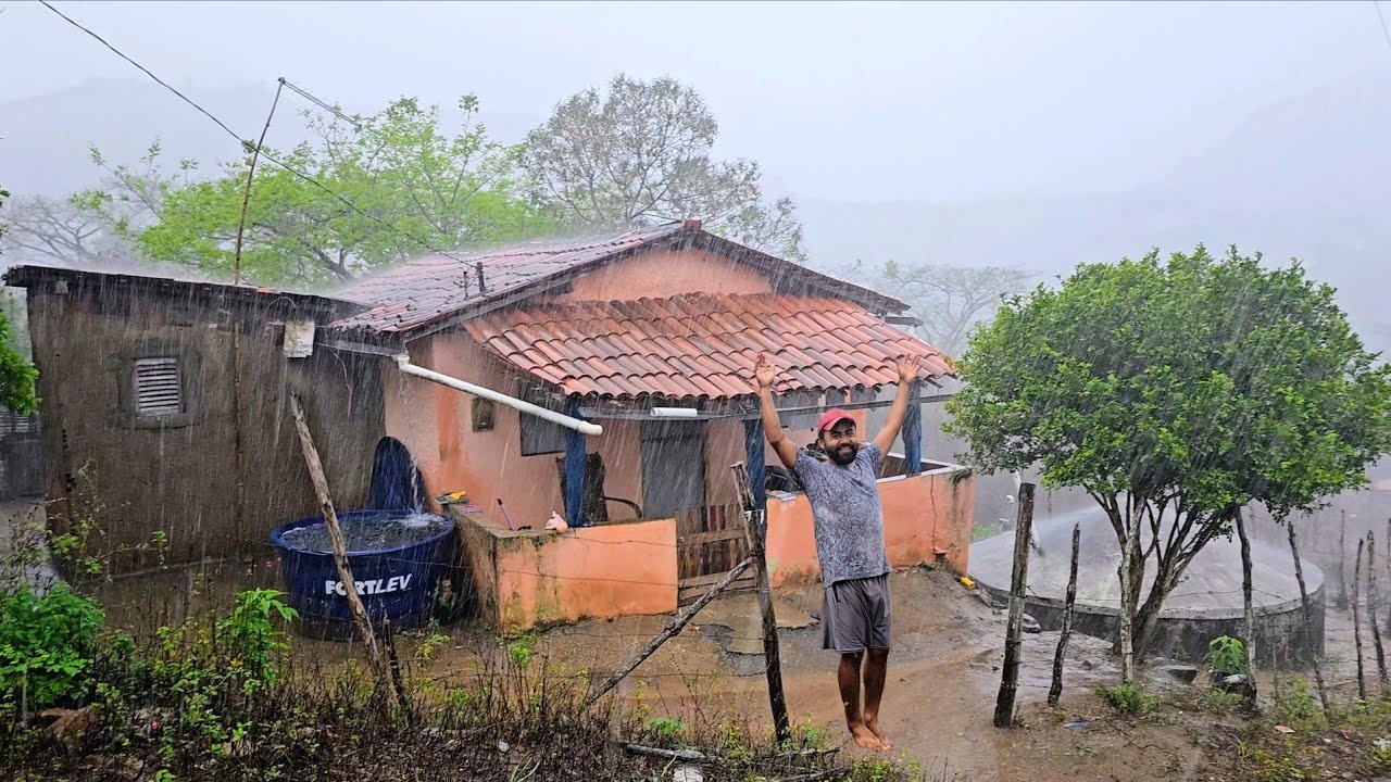 Pé d'água forte com trovões foi de assustar o morador da caatinga 08/02/2026
