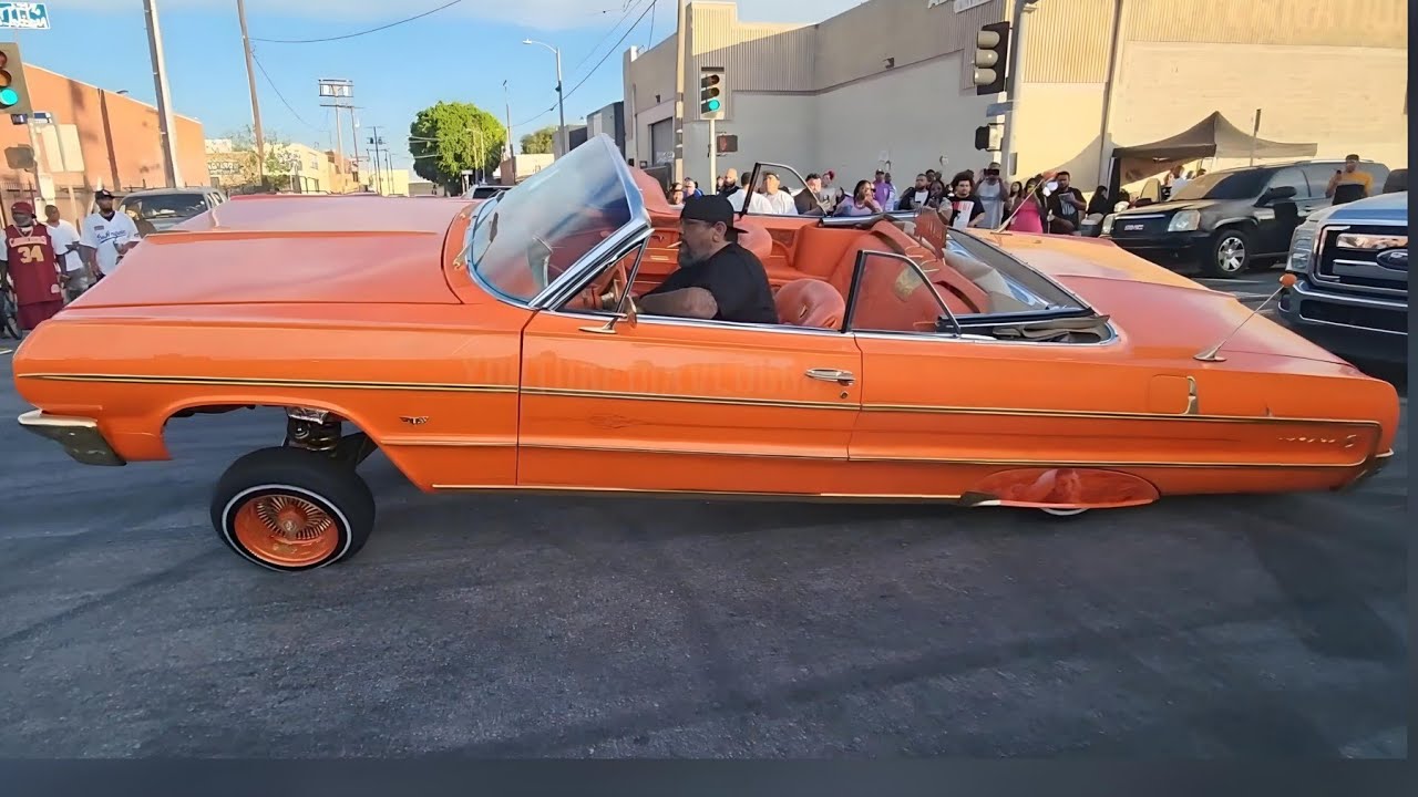 Lowriders deep out on hill st. cruising a perfect Sunday on the first of March 2026 (pt.2)