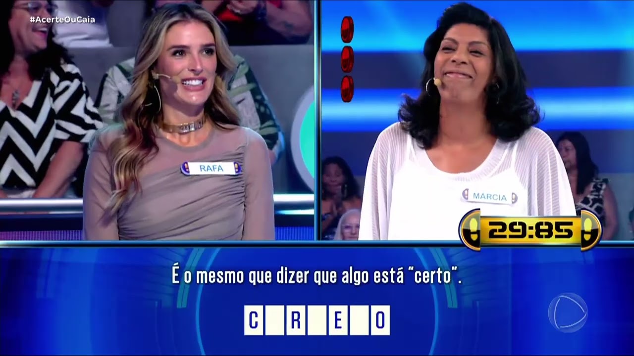 Márcia Fu protagoniza uma queda engraçada | Acerte ou Caia!