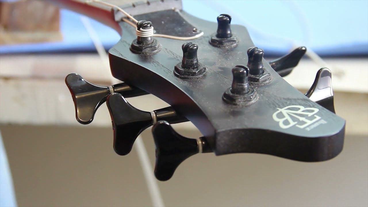 Conversão de baixo para Fretless / sem trastes -  Ibanez BTB 705 DX - Luth. Brunelli