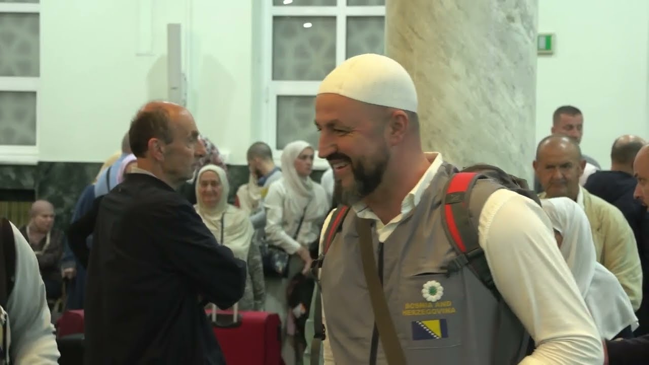 Ispraćaj prvih hadžija za Medinu