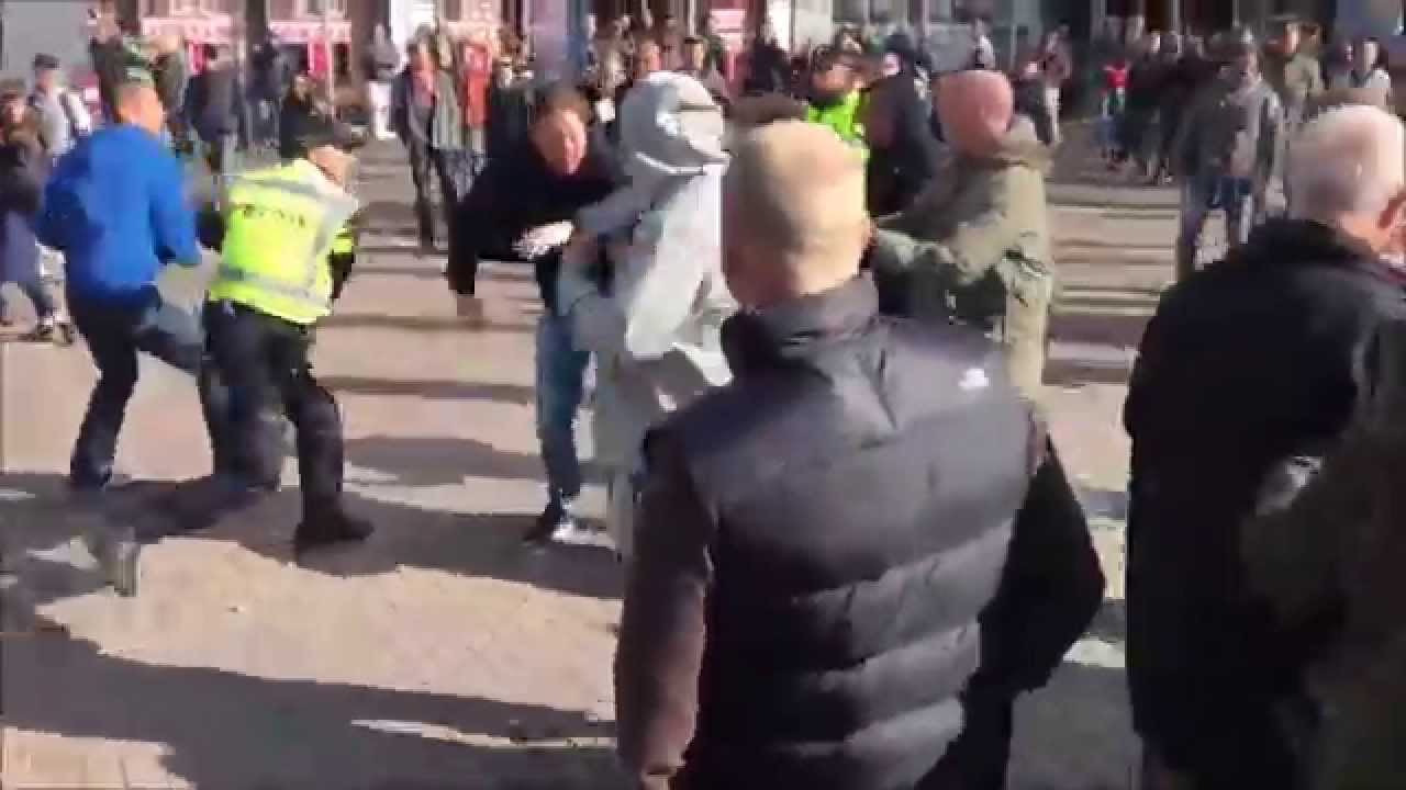 Utrecht hooligans vs. antifa 11.10.2015 (HD)
