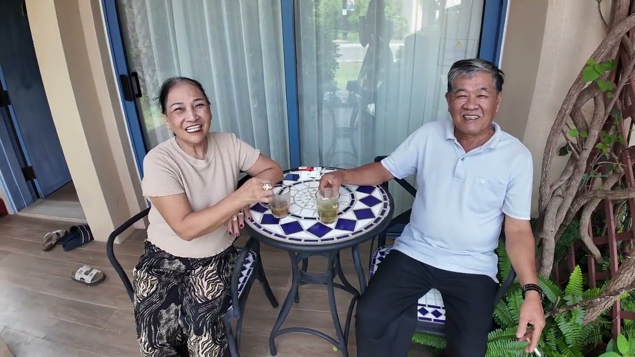 Tomka Cùng ông bà ngoại du lịch Phan Thiết
