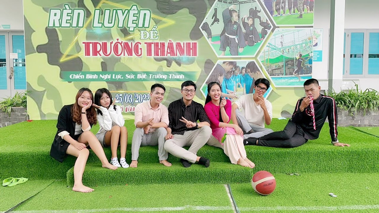 Thương Ho&agrave;i Lưu B&uacute;t Học Tr&ograve; - Hạ Vy | Cover Ch&iacute;nh Lu&acirc;n + Tr&uacute;c Ny (Official Music Video)