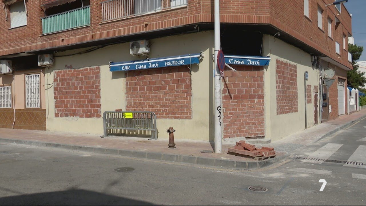 El Ayuntamiento de San Pedro del Pinatar tapia el bar que explotó en Lo Pagán | La 7