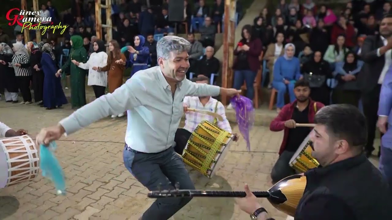 ŞARKILARA BAK HALAYIN GÜZELLİĞİNE BAK İBRAHİM ÖZDEMİR HASANCELİ KÖYÜ EMREÇİL GÜNEYKAMERA