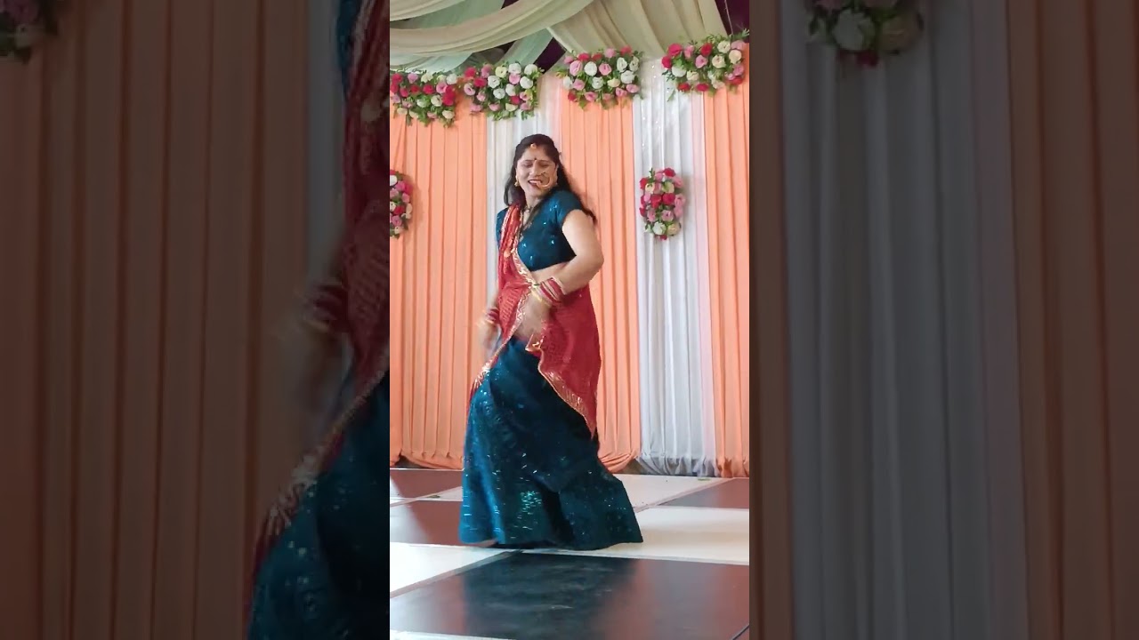 पहाड़ी महिला संगीत भाभी का जबरदस्त डांस जल्दी देखिए हे मधु पहाड़ी सुंदरगीत 👌👌💃💃💃💃